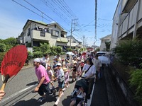 山車をみんなで引きました