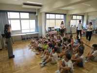 学年集会を開きました(ひまわり学級)
