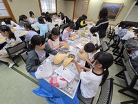 チョークで下書きです