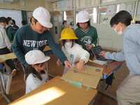 5年1組「クリップに当たるなゲーム」