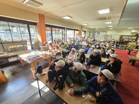 ビデオを見ています