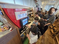 ドリンクバーどれにしようかな