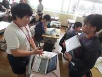 伝え合っています