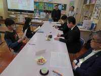 代表委員と委員の対話です