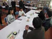 代表委員と委員の対話です