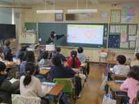 中山先生と一緒に勉強をしました